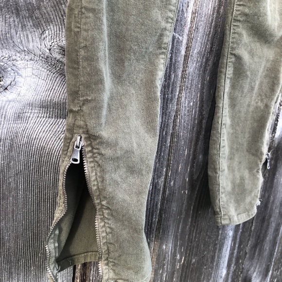 PAIGE Corduroy Stretch Skinny Pants Ankle Zipper Size 29. Fits like size 6/7-ish - Picture 12 of 14